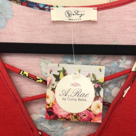 Top - Picture 3 of 4